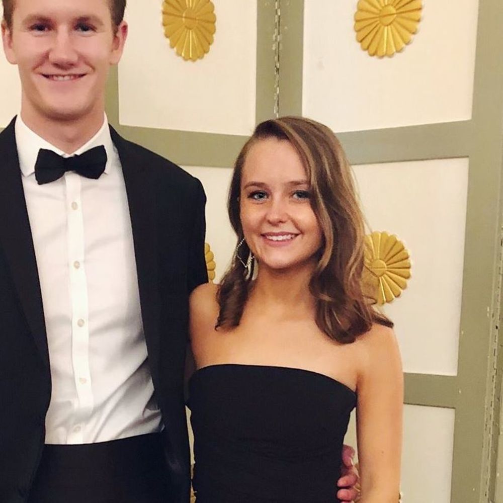 Meet your Posher, Taylor